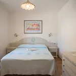 Lovely For A Dreamy Vacation
