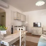 Lovely For A Dreamy Vacation